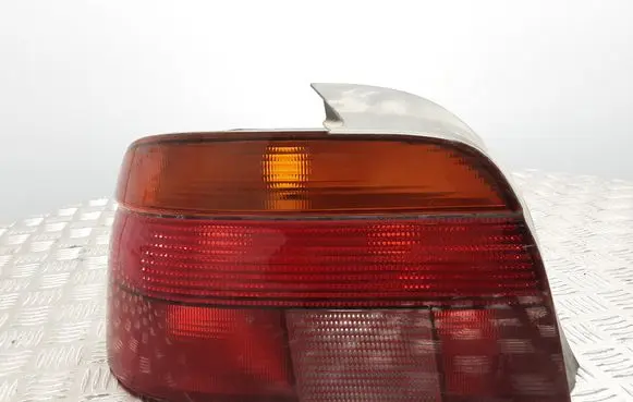 BMW 5 E39 Rear/tail lights 8358031