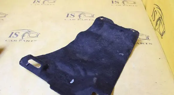 Peugeot 308 Heat shield in engine bay 9804747080