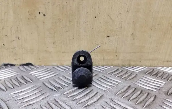 Nissan X-Trail T31 Front door sensor 