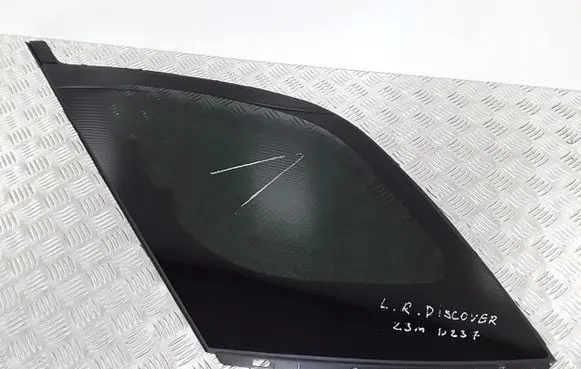 Land Rover Discovery 5 Rear side window E443R000073
