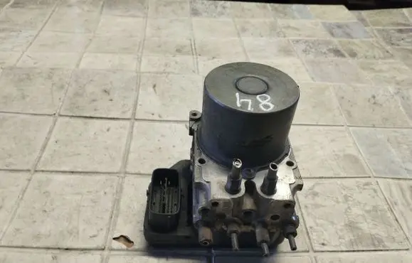 Mazda 6 ABS Pump 1338004451 K0089 GAM7437A0
