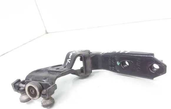 Volkswagen Caddy Sliding door middle roller runner 2K0843336A
