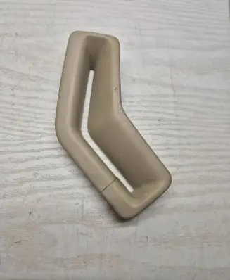 Volvo V70 Seat belt trim ETRBA