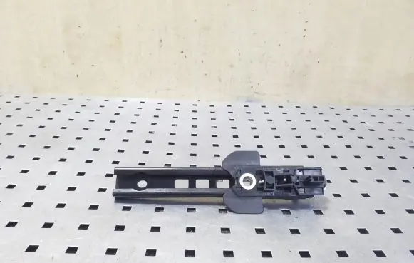 Land Rover Freelander 2 - LR2 Seat belt adjustment rail 7G9N611C46AA