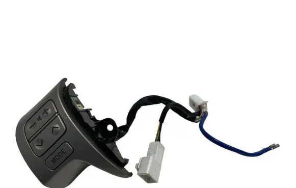 Toyota Auris 150 Steering wheel buttons/switches 