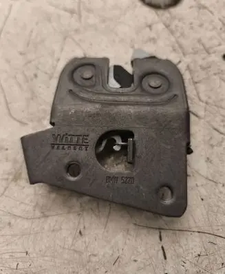 BMW 4 G22 G23 G24 G26 Seat back rest lock catch 7112664