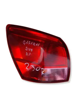 Nissan Qashqai Rear/tail lights 89071061