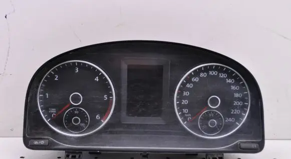 Speedometer (instrument cluster)