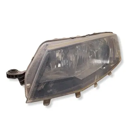 Skoda Octavia Mk3 (5E) Headlight/headlamp 5E1941015 030127220100 LE11A6275