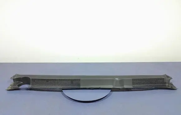 Dacia Sandero Wiper trim 668114109R