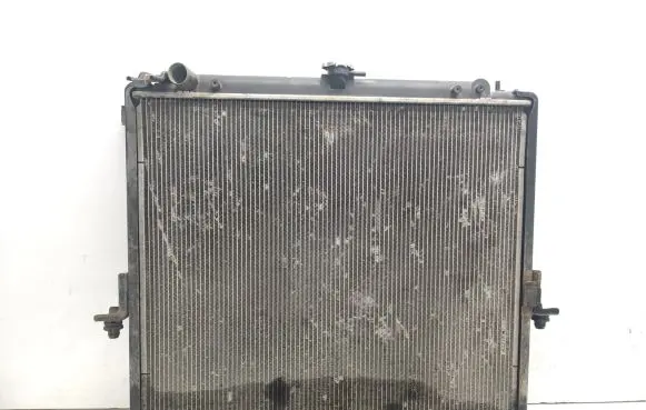 Nissan Pathfinder R51 Coolant radiator