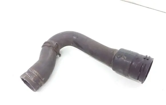 Audi A4 S4 B7 8E 8H Engine coolant pipe/hose 8E0121101AA