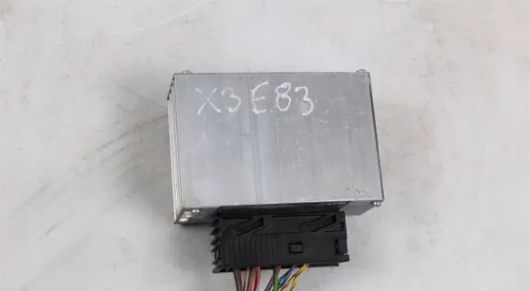 BMW X3 E83 Sound amplifier 6957807