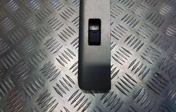 Nissan Navara D40 Electric window control switch