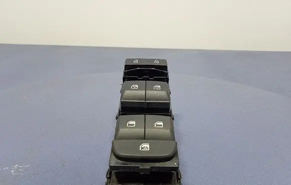 KIA Sportage Electric window control switch 299218824