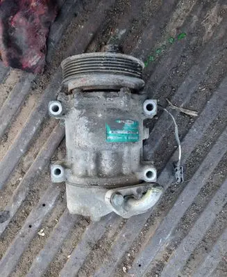 Renault Espace III Air conditioning (A/C) compressor (pump) SD7H15 0393507634 7700859676D