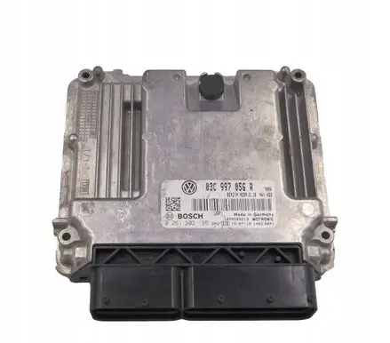 Volkswagen Golf V Engine control unit/module 03C997056R
