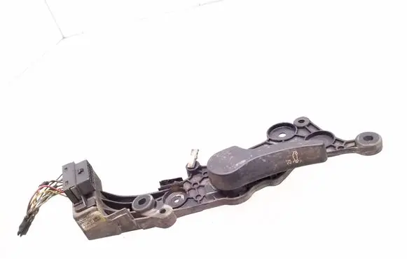 BMW 7 G11 G12 Engine bonnet (hood) release handle 7343390 51477343390 7343389