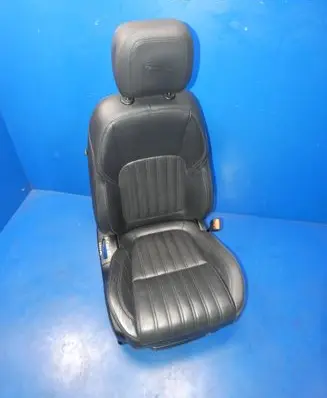 Jaguar F-Pace Front passenger seat 