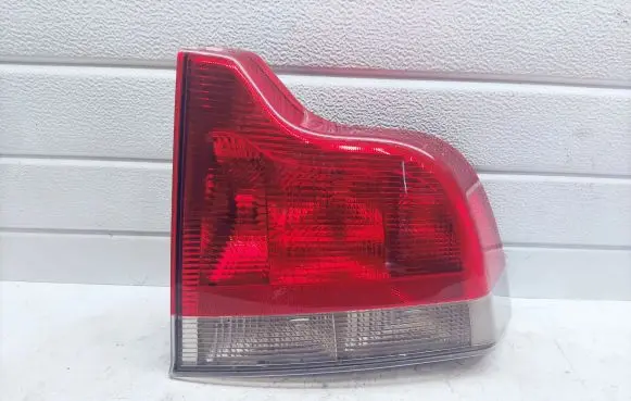 Volvo V70 Rear/tail lights 153838 8664080