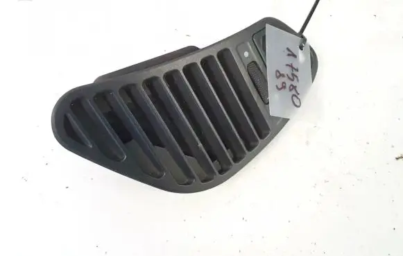 Alfa Romeo 156 Dash center air vent grill