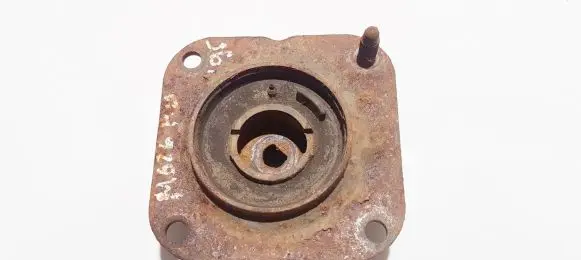 Mazda 626 Coil spring mount 