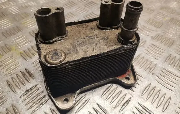 Mercedes-Benz C W203 Gearbox / Transmission oil cooler 6121880301