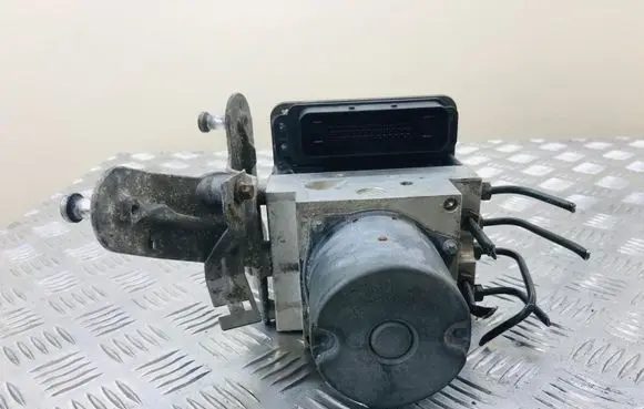 Mercedes-Benz E W211 ABS Pump A2114311312