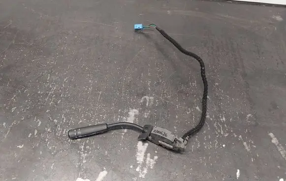 Mercedes-Benz C W203 Cruise control stalk 2035451124