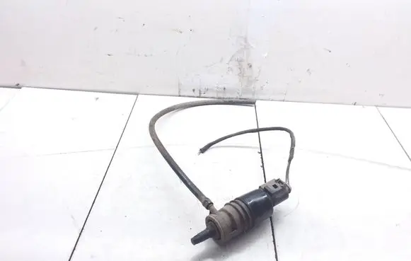 Mercedes-Benz Sprinter W906 Windscreen/windshield washer pump 2218690121