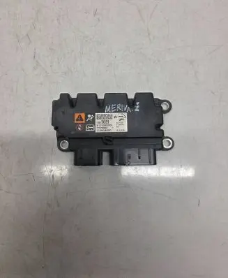 Opel Meriva B Airbag control unit/module 13589689 8110100000000X 775799950
