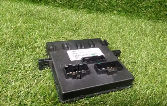 Audi A6 S6 C6 4F Comfort/convenience module 4F0907279A 4F0910279J