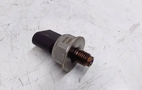Fuel pressure sensor