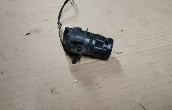 Chrysler Pacifica Windscreen/windshield washer pump 0602104271