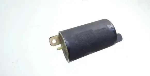 Vacuum air tank