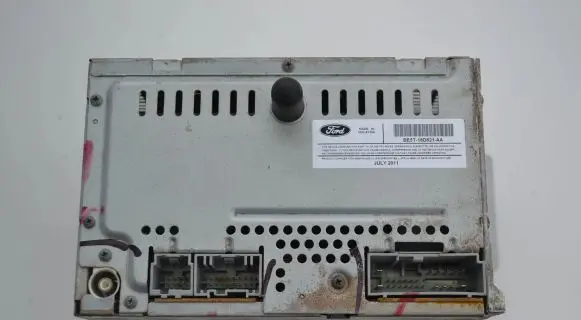 Ford Fusion Radio/CD/DVD/GPS head unit BE5T18D821AA