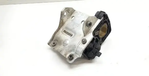 BMW 5 F10 F11 Radiator mount bracket 7186513 7207151 7211161