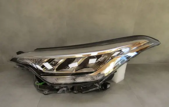 Toyota C-HR I Headlight/headlamp 81150F4180 223319257 18679F