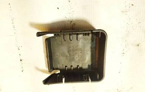 Hyundai Santa Fe Other interior part 890512B000