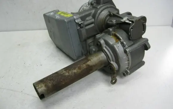 Ford Fiesta Steering wheel axle set 8V5130529KK 05124266AC K3604