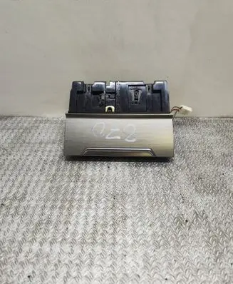 Volkswagen PASSAT B8 Ashtray (front) 3G1863284 3G1857962