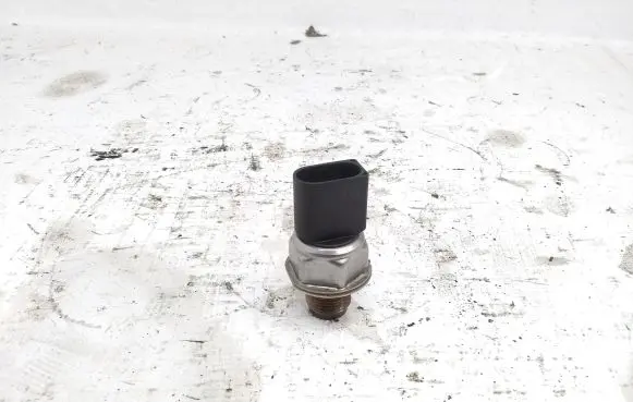 Peugeot Boxer Fuel pressure sensor 85PP4002MYA 741602958894