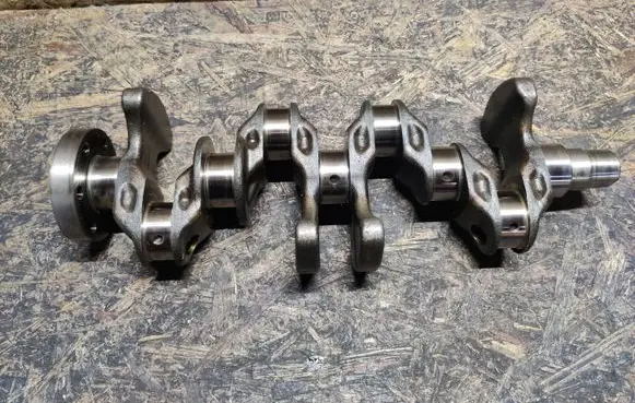 Skoda Octavia Mk3 (5E) Crankshaft 190315 204600 104EAN