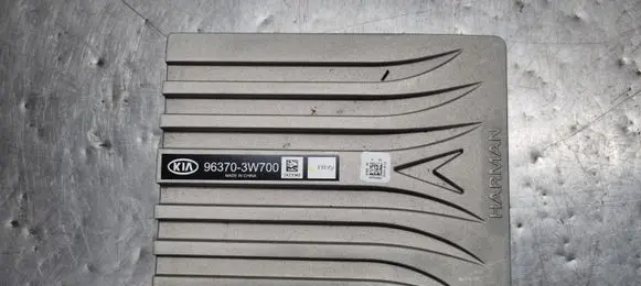 KIA Sportage Sound amplifier 963703W700