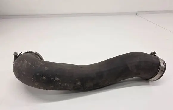 Volkswagen Touareg II Intercooler hose/pipe 7P0145737D