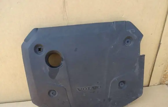 Volvo XC60 Engine cover (trim) 32138707
