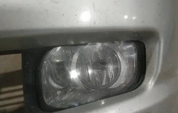Toyota Avensis T250 Front fog light