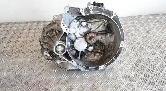 Ford Focus Manual 6 speed gearbox AV6R7002KG