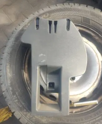 Renault Master III Steering wheel column trim 484724378R