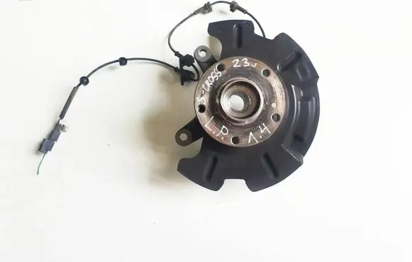 Suzuki SX4 S-Cross Front wheel hub spindle knuckle